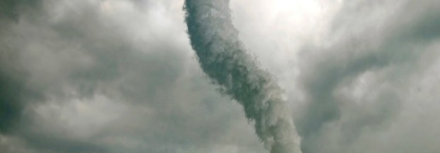 Tornado-funnel-and-cloudy-skies_b